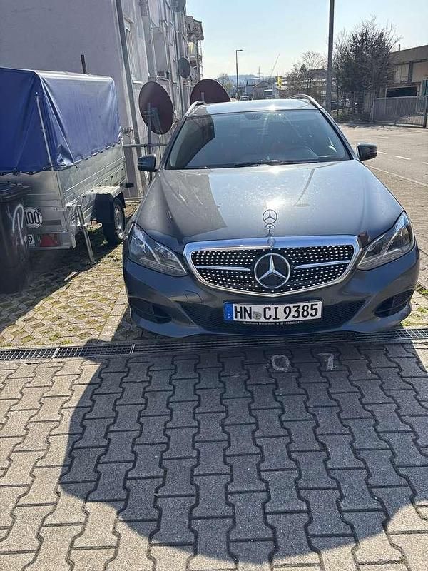 Gebraucht Mercedes E200 Edition 136 PS (100 kW) 2015 Kombi