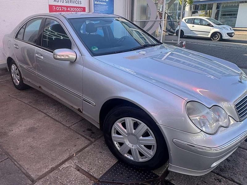 Gebraucht Mercedes C200 Elegance 163 PS (119 kW) 2008 Silber Limousine