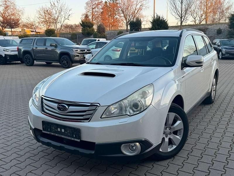 Gebraucht Subaru Legacy Active 150 PS (110 kW) 2011 Weiß Kombi
