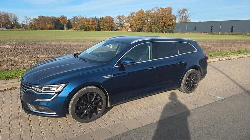 Blau Gebraucht 2016 Renault Talisman Initiale Paris Kombi | 15.600 € (Etwas zu teuer) - Bild 1/4