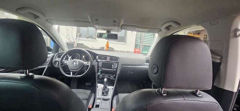 Schwarz Gebraucht 2015 VW Golf VII LOUNGE Limousine | 11.500 € (Guter Preis) - Bild 1/4