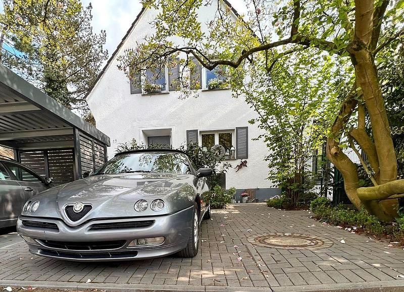 Grau Gebraucht 2000 Alfa Romeo Spider Cabrio | 7.750 € (Fairer Preis) - Bild 1/4