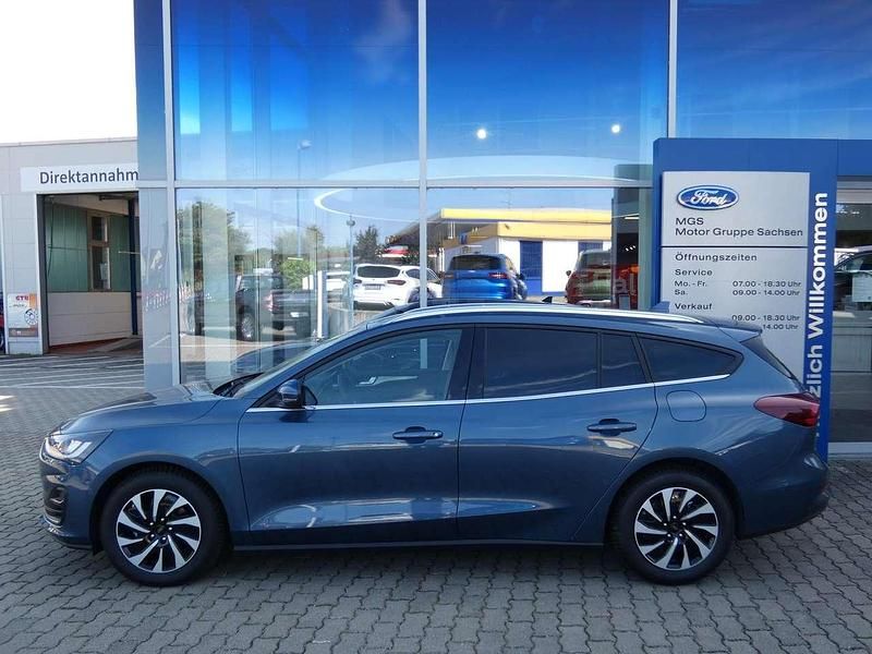 Gebraucht Ford Focus Titanium X 125 PS (91 kW) 2025 Chromablau metallic Kombi