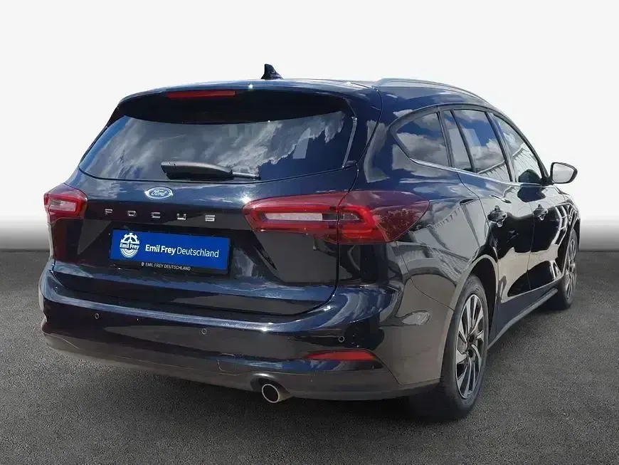 Gebraucht Ford Focus Titanium 125 PS (91 kW) 2024 Schwarz Kombi