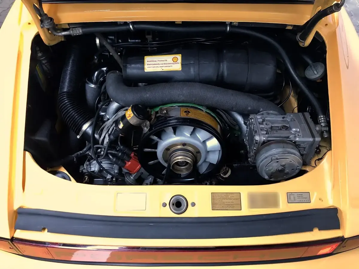 Gebraucht Porsche 911S 160 PS (117 kW) 1977 Gelb Coupé