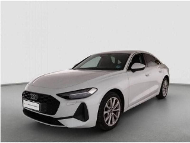 Gebraucht Audi A5 Design 204 PS (150 kW) 2025 Weiss Limousine