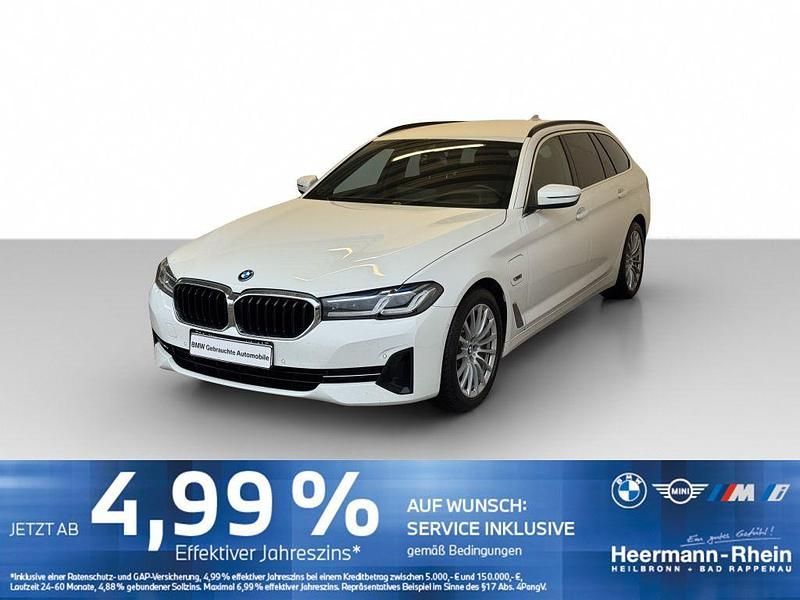 Gebraucht BMW 530e 292 PS (214 kW) 2022 Alpinweiss Kombi