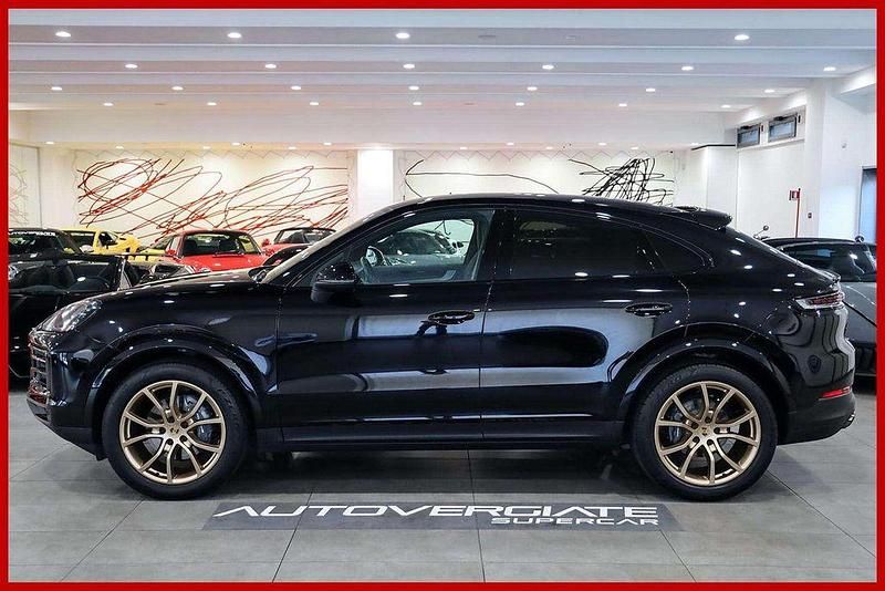 Second-hand Porsche Cayenne 352 CP (258 kW) 2023 Negru SUV