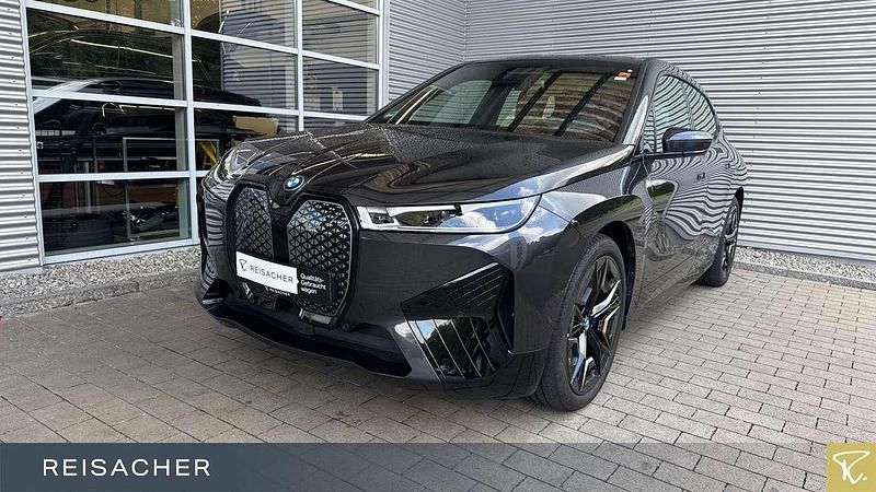 Sophistograu brillanteffekt Gebraucht 2022 BMW iX Performance SUV | 63.990 € (Fairer Preis) - Bild 1/4