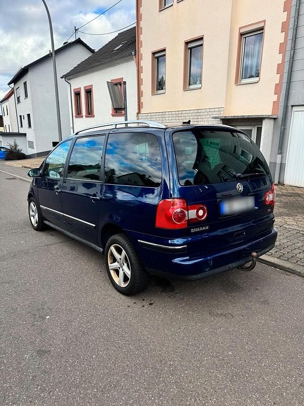 Gebraucht VW Sharan 131 PS (96 kW) 2004 Blau Van / Kleinbus