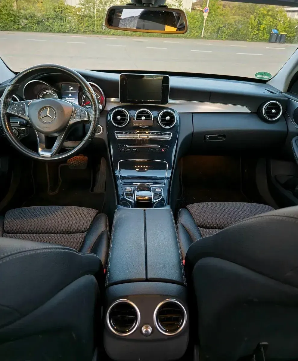 Gebraucht Mercedes C200 Avantgarde 184 PS (135 kW) 2014 Schwarz Kombi