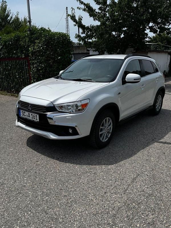 Weiß Gebraucht 2018 Mitsubishi ASX Edition SUV | 13.200 € (Etwas zu teuer) - Bild 1/4