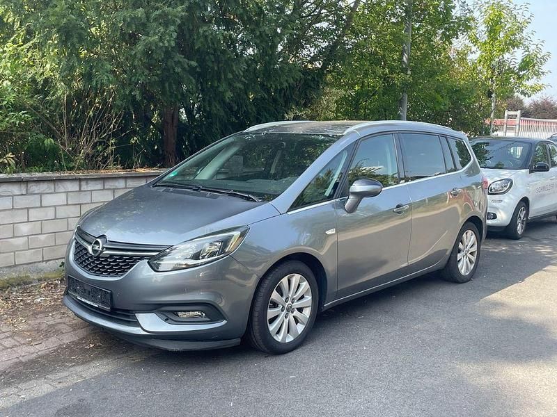 Grau Gebraucht 2017 Opel Zafira Edition Van / Kleinbus | 7.000 € (Superpreis) - Bild 1/2