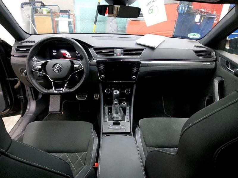 Gebraucht Skoda Superb SportLine 280 PS (205 kW) 2023 Schwarz Kombi