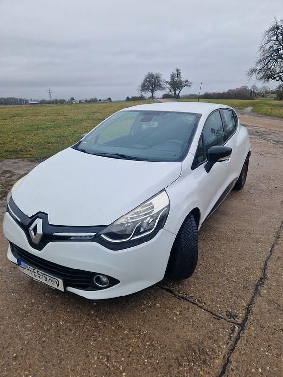 Gebraucht Renault Clio IV Initiale Paris 73 PS (53 kW) 2014 Weiß Limousine