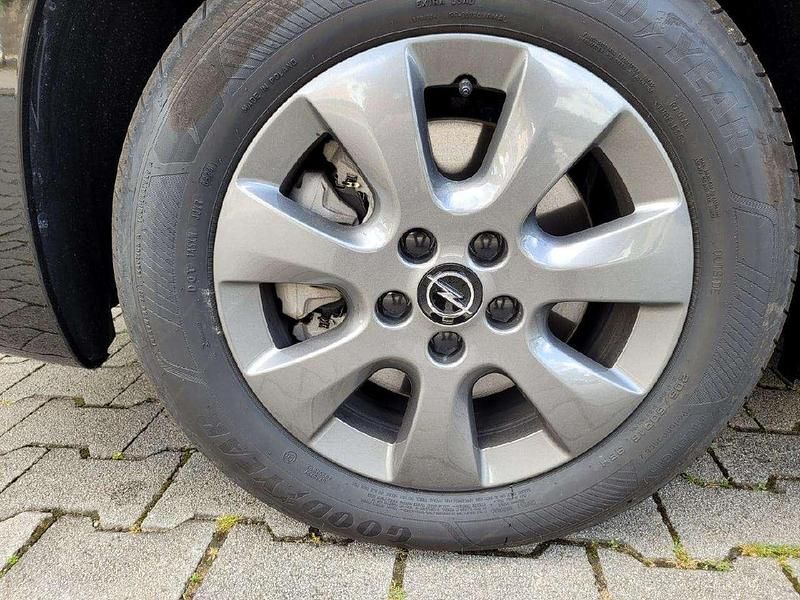 Gebraucht Opel Combo Life Ultimate 131 PS (96 kW) 2024 Karbon schwarz Van / Kleinbus