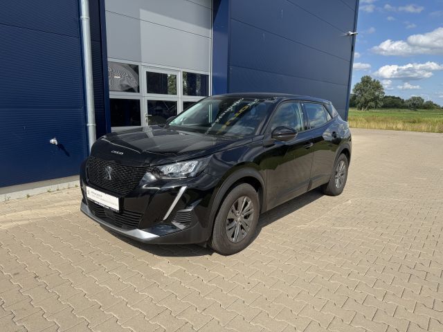 Perla nera metallic (metallic) Gebraucht 2022 Peugeot e-2008 Active SUV | 18.490 € (Fairer Preis) - Bild 1/4