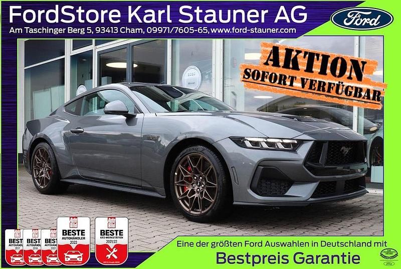 Grau Neu 2025 Ford Mustang GT Fastback Coupé | 55.780 € (Guter Preis) - Bild 1/4