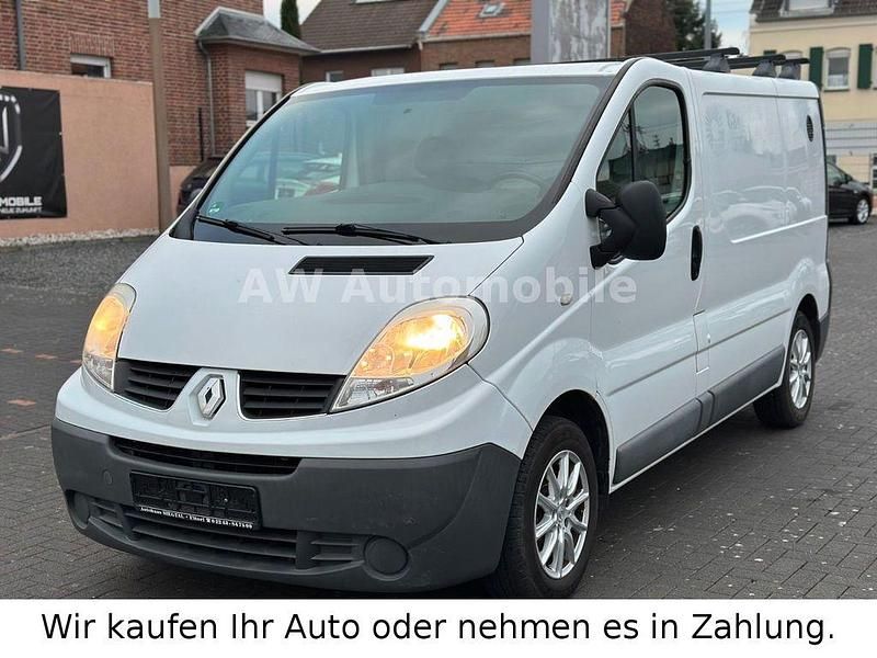 Weiß Gebraucht 2011 Renault Trafic Van / Kleinbus | 4.500 € (Superpreis) - Bild 1/4
