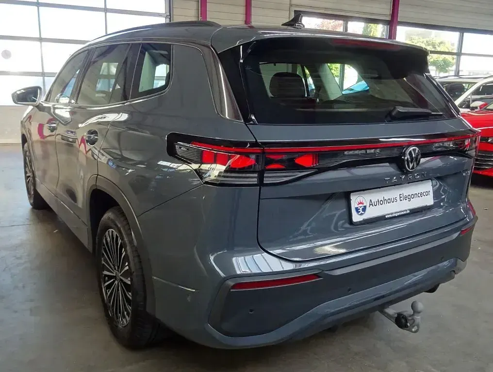 Gebraucht VW Tayron Life 150 PS (110 kW) 2025 Grau SUV