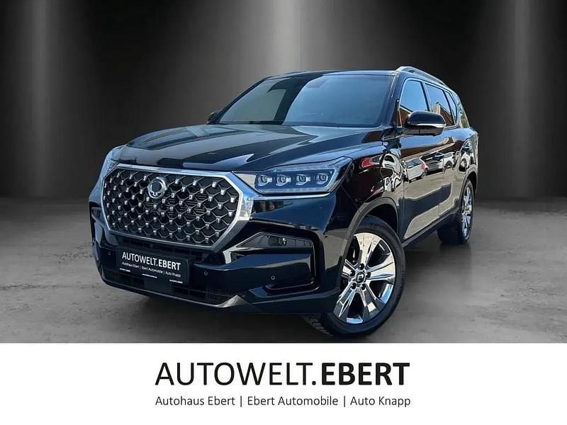 Space black Gebraucht 2024 Ssangyong Rexton Sapphire SUV | 39.880 € (Guter Preis) - Bild 1/4