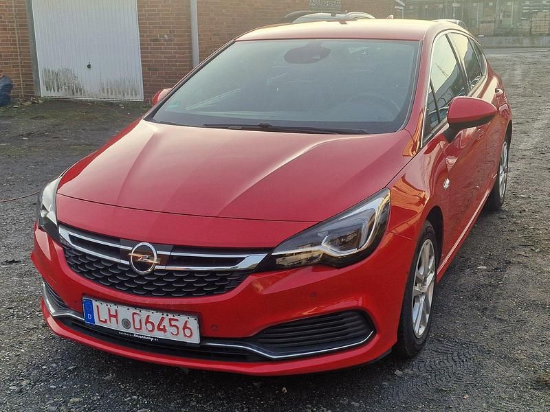 Gebraucht Opel Astra Innovation 150 PS (110 kW) 2018 Rot Limousine