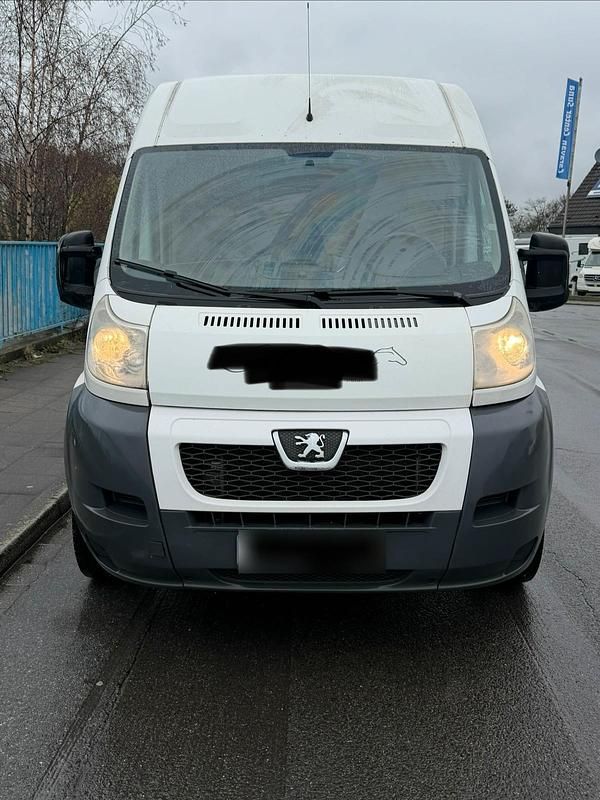 Gebraucht Peugeot Boxer 129 PS (94 kW) 2013 Weiß Van