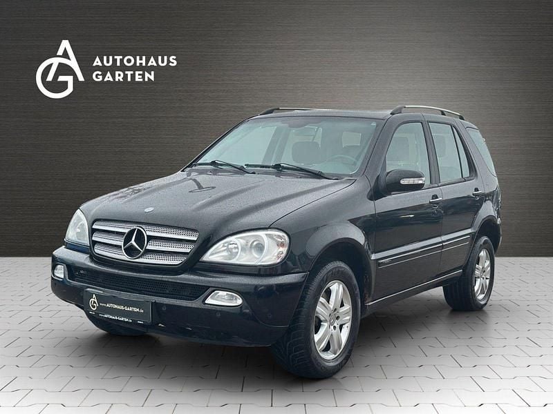 Schwarz Gebraucht 2005 Mercedes ML270 Edition SUV | 2.950 € (Superpreis) - Bild 1/3