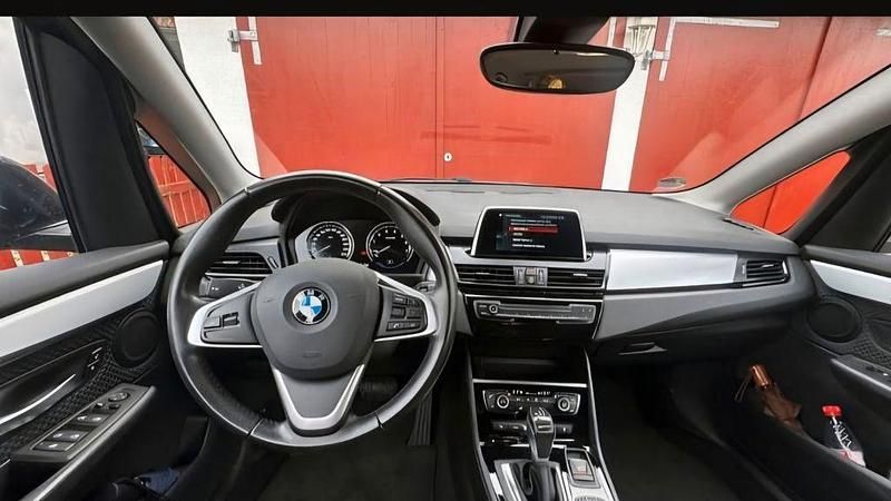 Schwarz Gebraucht 2018 BMW 225 Active Tourer iPerformance Van / Kleinbus | 16.000 € (Fairer Preis) - Bild 1/4