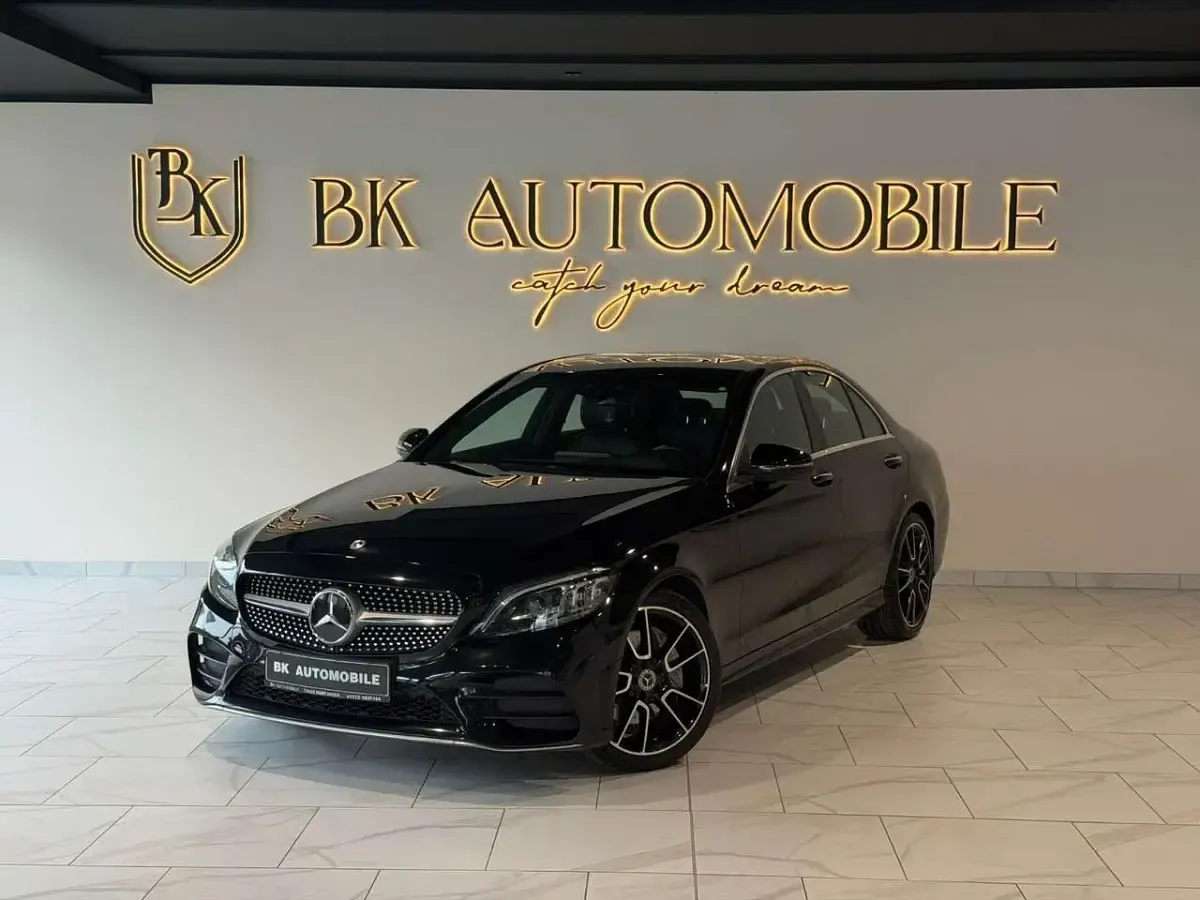 Gebraucht Mercedes C300 AMG 245 PS (180 kW) 2019 Schwarz Limousine