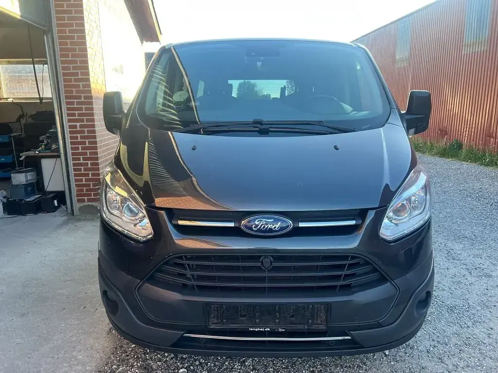 Gebraucht Ford Transit Custom 131 PS (96 kW) 2018 Grau Van / Kleinbus