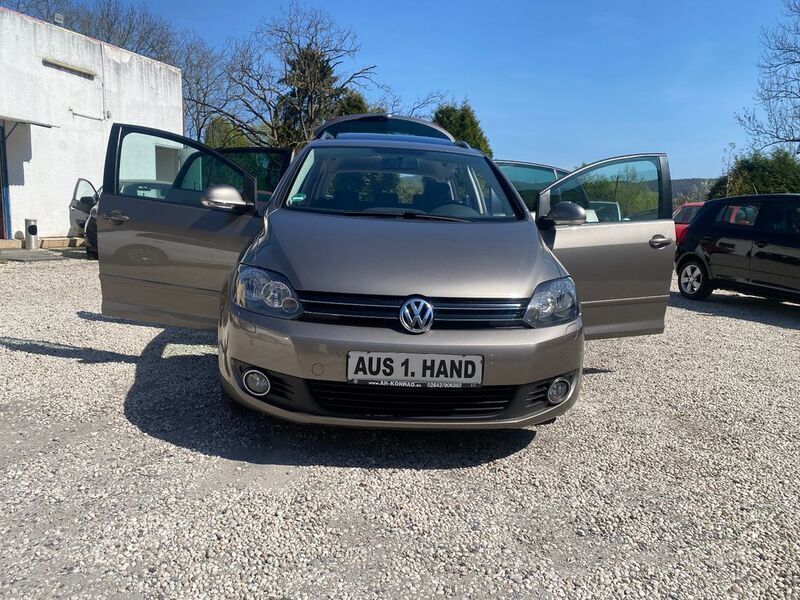 Grau Gebraucht 2009 VW Golf Plus Cross Comfortline Van / Kleinbus | 4.999 € (Fairer Preis) - Bild 1/4