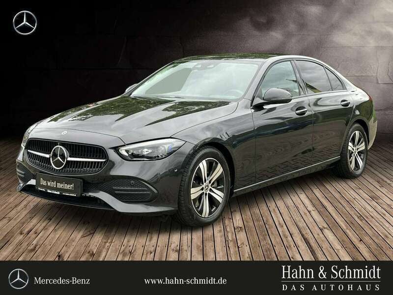 Lack graphitgrau (metallic) Gebraucht 2023 Mercedes C300 Night Limousine | 42.890 € (Fairer Preis) - Bild 1/4