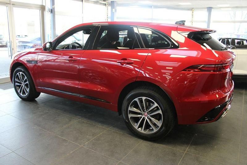 Gebraucht Jaguar F-Pace R-Dynamic 300 PS (220 kW) 2021 Firenze red SUV