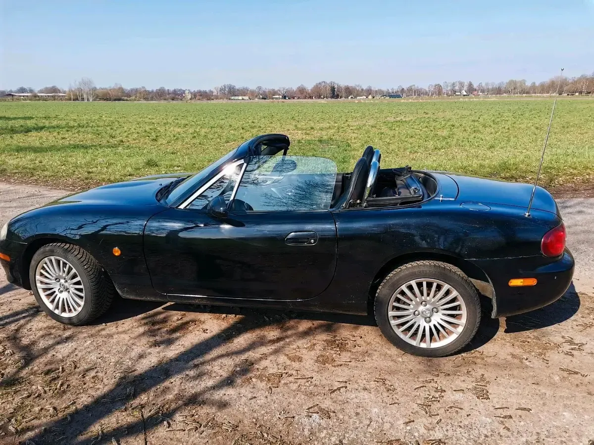 Gebraucht Mazda MX5 110 PS (80 kW) 2005 Schwarz Cabrio