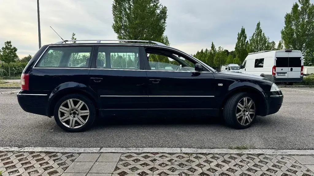 Gebraucht VW Passat Highline 150 PS (110 kW) 2002 Blau Kombi