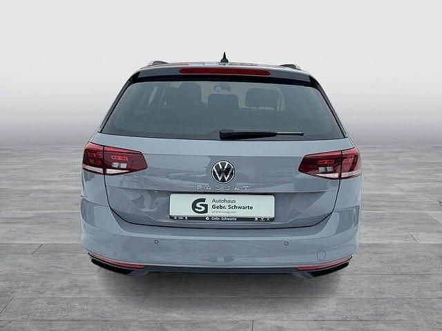 Gebraucht VW Passat Business 150 PS (110 kW) 2022 Grau Kombi