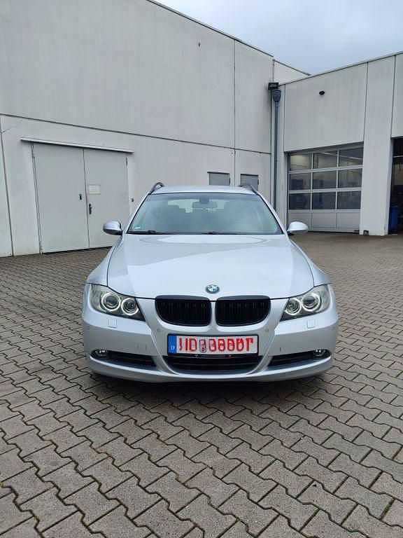 Gebraucht BMW 325 M Sport 218 PS (160 kW) 2006 Silber Kombi