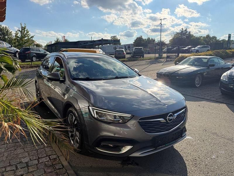 Gebraucht Opel Insignia Country Tourer Exklusiv 209 PS (153 kW) 2018 Grau Kombi