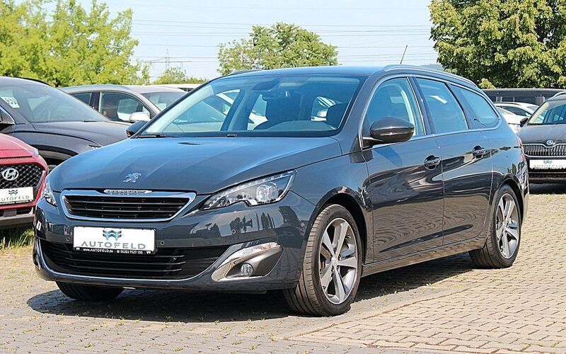 Schwarz Gebraucht 2015 Peugeot 308 Allure Limousine | 9.950 € (Fairer Preis) - Bild 1/4