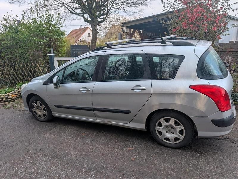 Gebraucht Peugeot 308 110 PS (80 kW) 2010 Silber Kombi