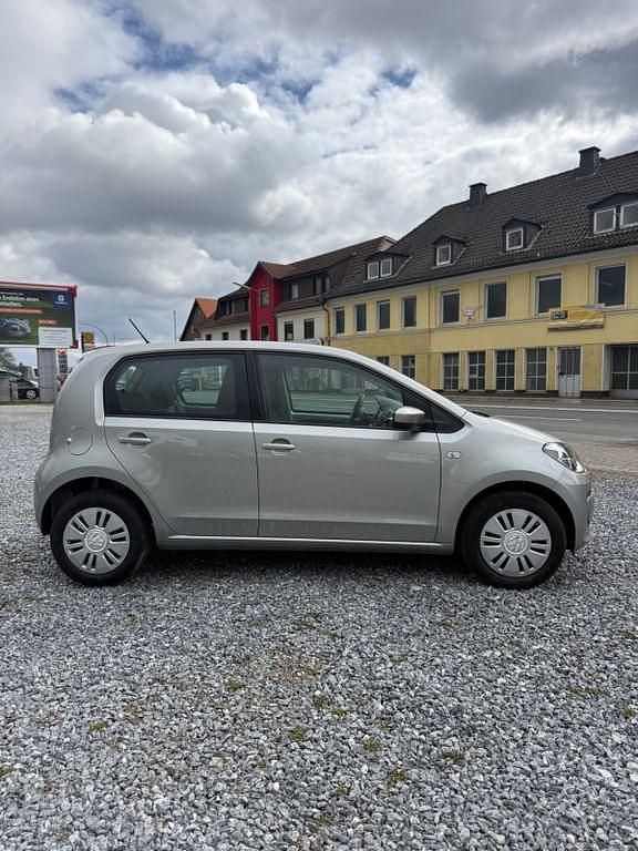 Usata VW up! 60 CV (44 kW) 2014 Argento Utilitaria