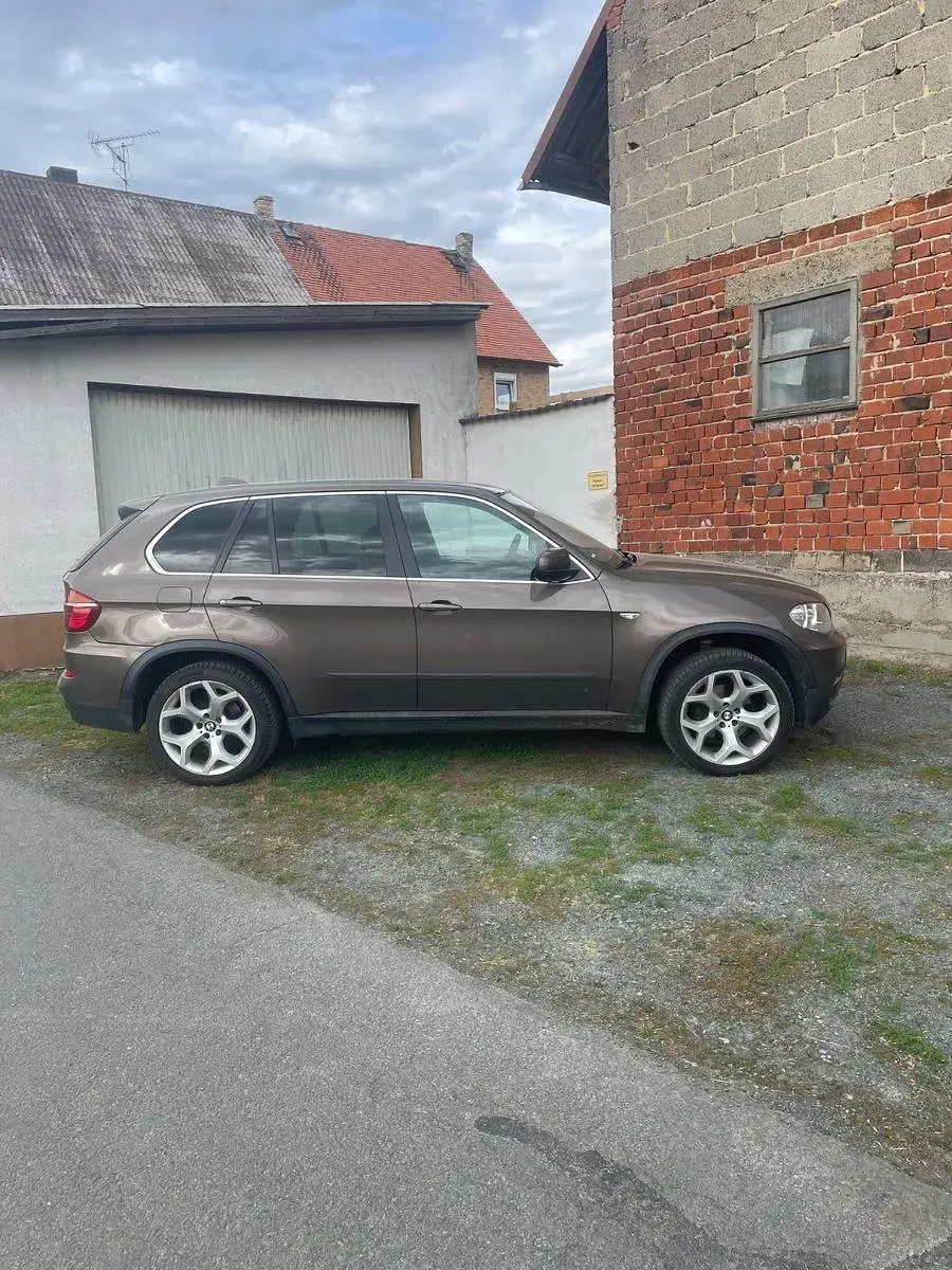 Używany BMW X5 Performance 245 KM (180 kW) 2013 Beżowy SUV