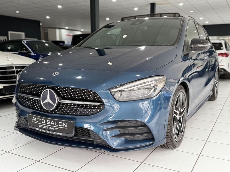 Blau Gebraucht 2019 Mercedes B200 AMG line Van / Kleinbus | 21.990 € (Etwas zu teuer) - Bild 1/4