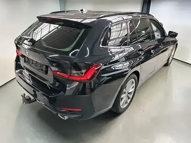 Gebraucht BMW 320 Comfort Edition 190 PS (139 kW) 2024 Schwarz Limousine