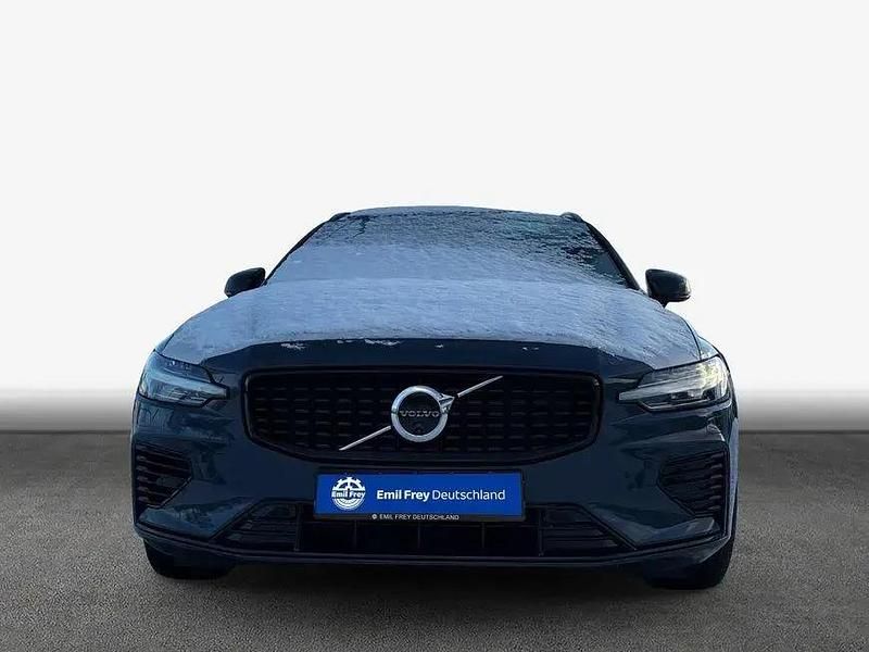 Neu Volvo V60 Plus 253 PS (186 kW) 2026 Denim blaumetallic Kombi