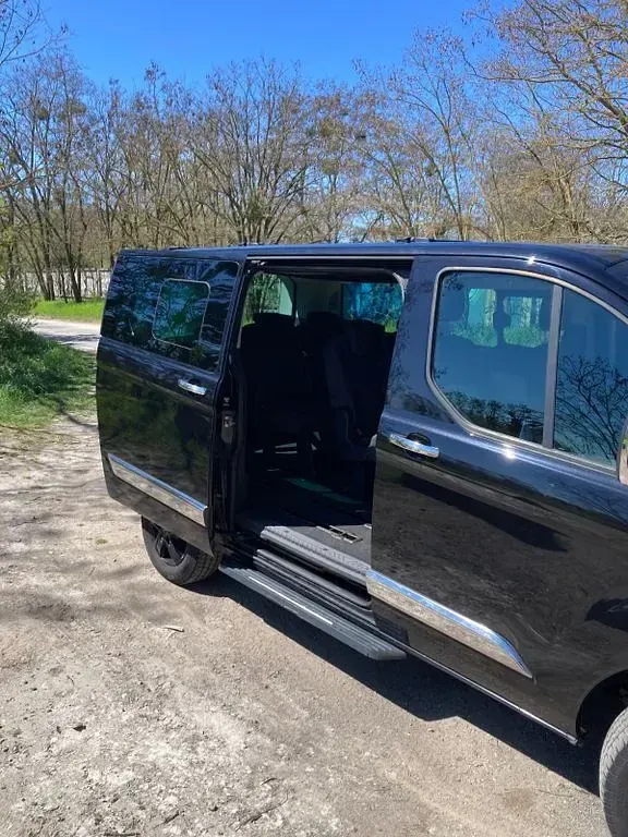 Gebraucht Ford Tourneo 155 PS (114 kW) 2013 Schwarz Van / Kleinbus