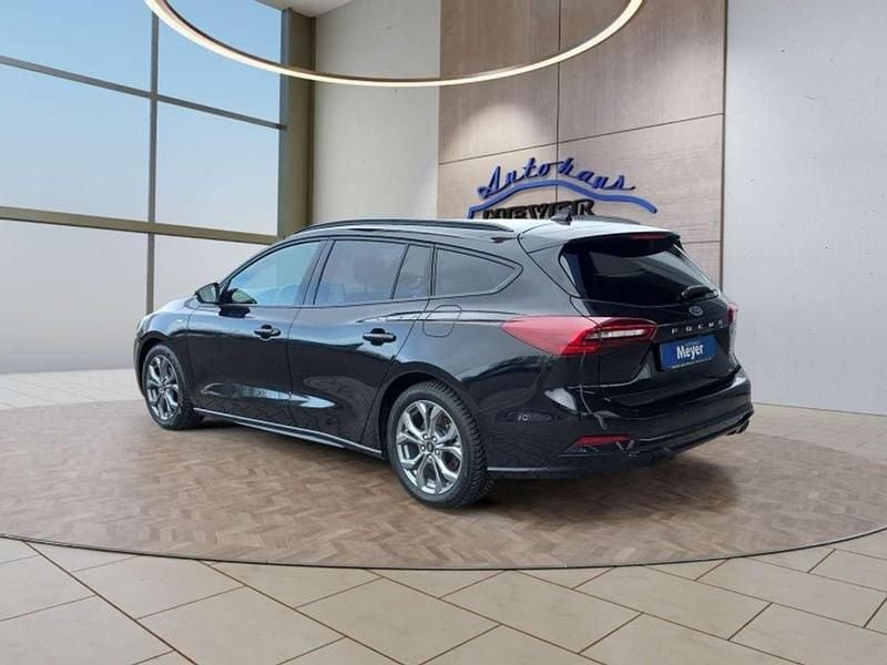 Gebraucht Ford Focus ST-Line X 125 PS (91 kW) 2023 Schwarz Kombi