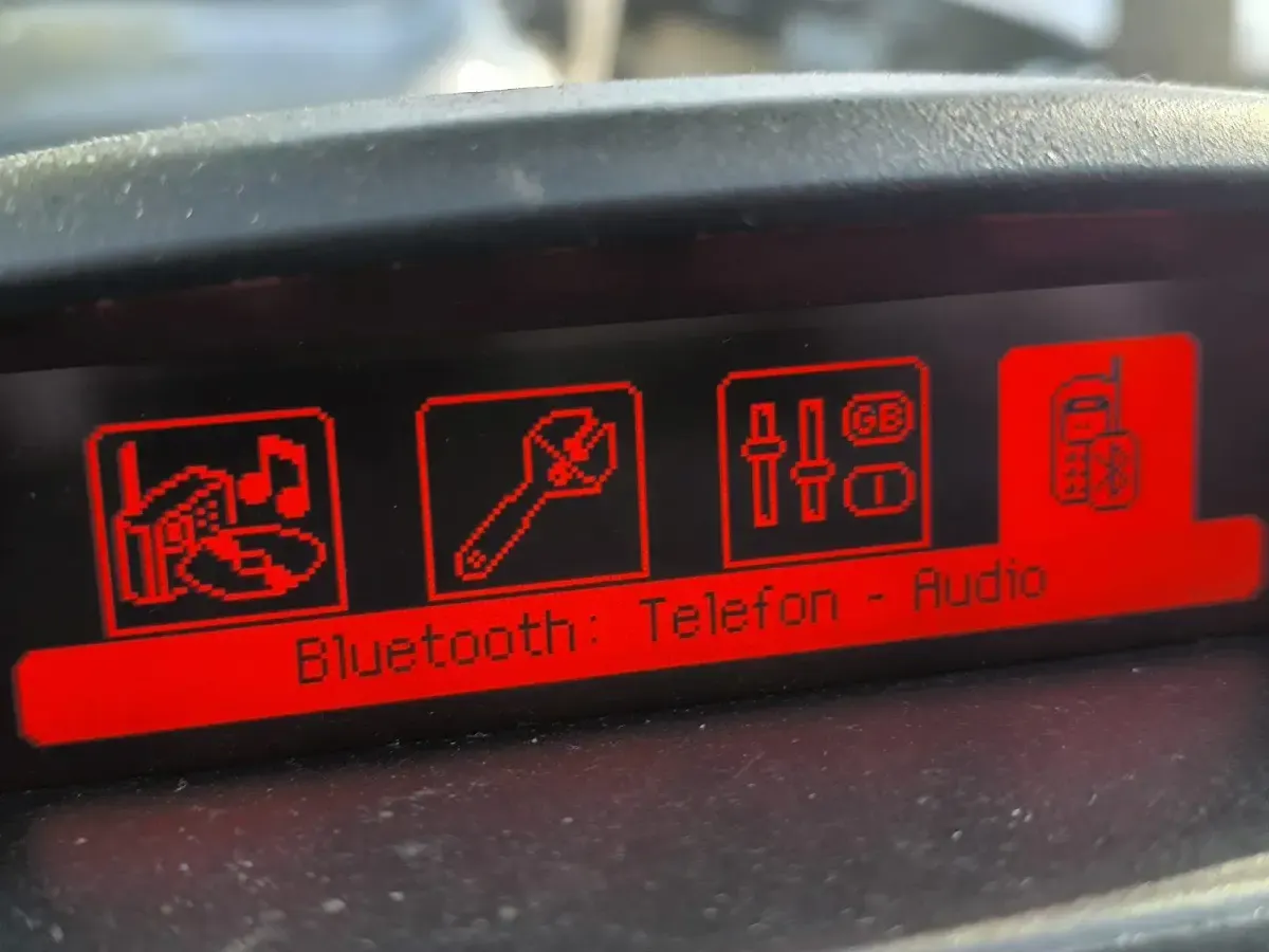 Gebraucht Peugeot TePee 101 PS (74 kW) 2018 Blau Van / Kleinbus