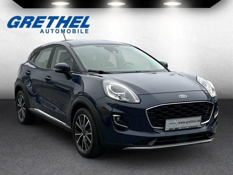 Blau Gebraucht 2021 Ford Puma Titanium SUV | 17.590 € (Superpreis) - Bild 1/4